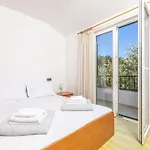 By The Sea Cove Pokrivenik, Hvar - 2073 Appartement *