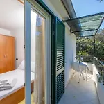 By The Sea Cove Pokrivenik, Hvar - 2073 Appartement *