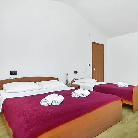 Apartmán By The Sea Cove Pokrivenik, Hvar - 2073