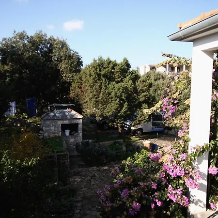 By The Sea Cove Pokrivenik, Hvar - 2073 Apartament *